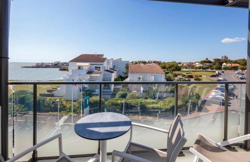 Royan Hotel | Relaxing Thalazur Royan Hotel & Spa with Oceanfront Views