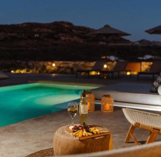 Naxos Villa | Indulge in Thalelion Villas with Private Pool & Jacuzzi