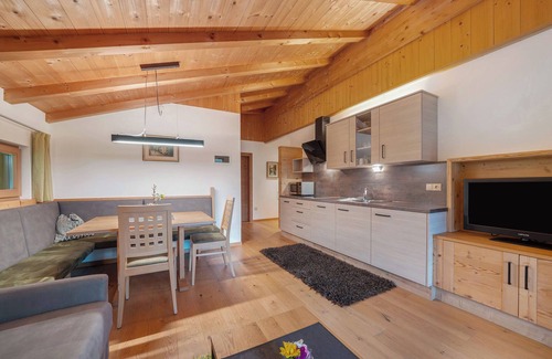 Verano Apartment | Explore Thalerhof Apartment Verena: Wi-Fi, Balcony & Garden