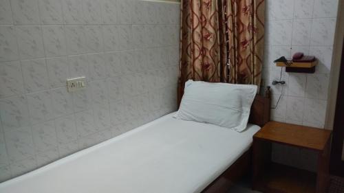Teynampet House | Budget-Friendly Thangam Balaji Guest House Near US Consulate