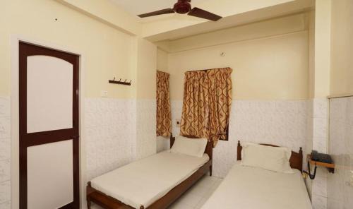 Teynampet House | Budget-Friendly Thangam Balaji Guest House Near US Consulate