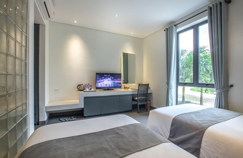 Phong Dien Hotel | Relaxing Getaway at Thanh Tan Hot Springs by Fusion