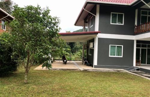Ko Yao House | Exceptional Stay at Thanid House - Guest Rated 9.6/10