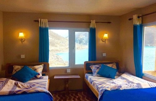 Gokyo Hotel | Discover Thanka Inn Gokyo: Guest Rated 9.8 with Great Amenities
