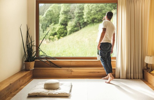 Sankt Gallenkirch Apartment | Panoramic King Room with Spa & Family-Friendly Amenities