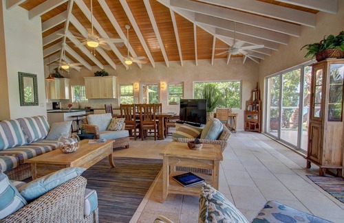 Estate Chocolate Hole and Great Cruz Bay Villa | Discover Villa Chez Shell: Ocean Views & Poolside Bliss