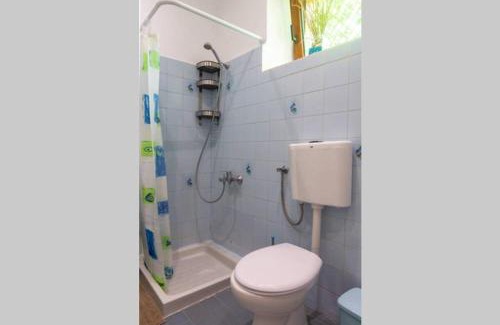 Vlachopoulatika House | Cozy Thanos Cottage: Family-Friendly Retreat with Great Ratings