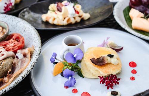 Nong Pa Khrang Hotel | Elegant Thantara Resort Chiang Mai with Oceanfront Pool