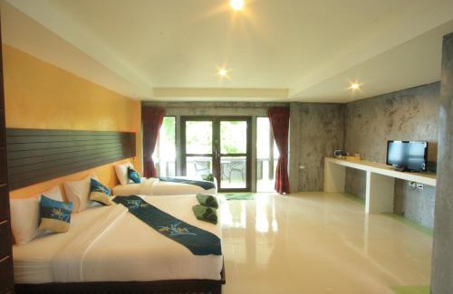 Wok Tum Resort | Tranquil Tharathip Resort Koh Phangan - Private Beach Escape