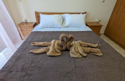 Embonas Apartment | Exceptional Tharenos Home: Child-Friendly Retreat
