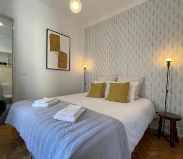 Sao Joao de Deus House | Vintage Oceanfront Suite - Guest Rated 9.5/10