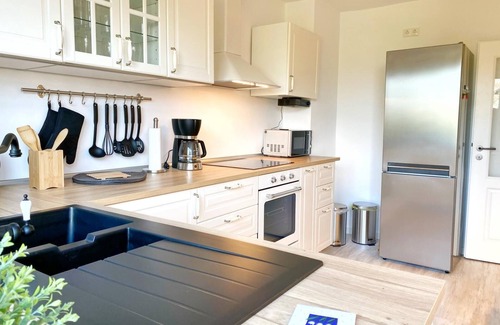 Vilmnitz House | Oceanfront Apartment "Vilm" - Rated 10/10 for Families