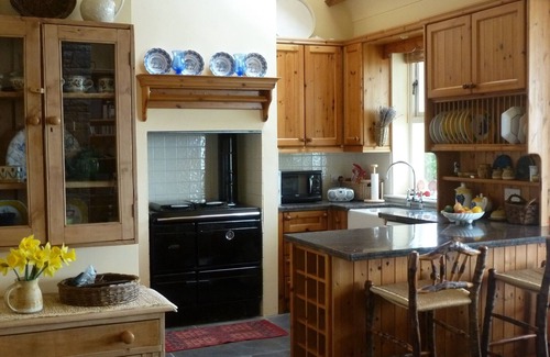Doolin House | Elegant Cottage in Doolin with Oceanfront Views & Pool
