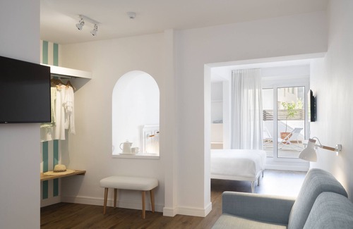 Lloret Town Center Hotel | Experience The 15th Boutique Hotel: Spa & Pool Retreat