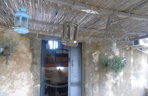 Noto House | Experience the 1800s Nest House at Vendicari Reserve