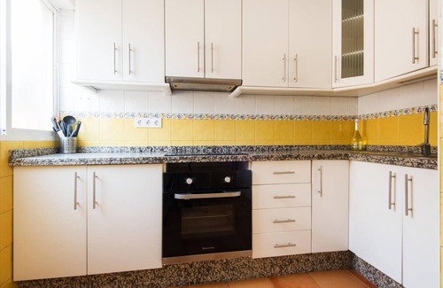 El Ejido Apartment | Ideal Group Stay at The 1st Corner, Central Apartment