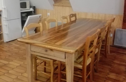 Le Sappey-en-Chartreuse Cottage | Ideal Getaway at The 3 Ears Gîte for Family Fun