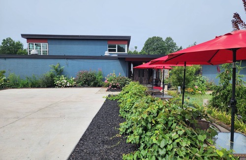 Niles House | The 3R Bed N Breakfast NORTHWEST SUITES