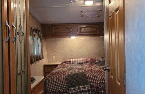 McKenna House | Discover The 5th Wheel at Rusty Bar Ranch: Family-Friendly Retreat