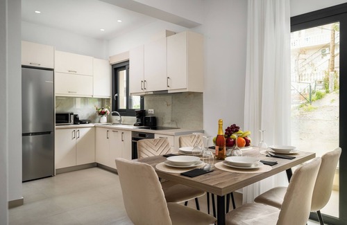 Ipsos Apartment | The 7 Suites, An Elegant Living in Ipsos by Konnect