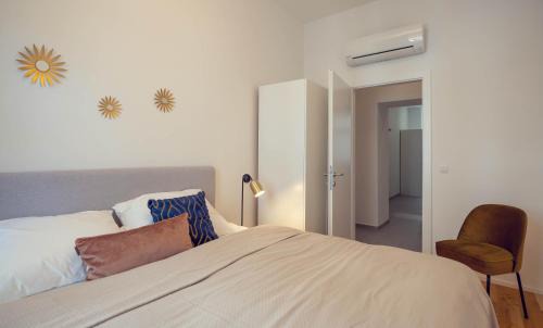 Alsergrund Apartment | Kid-Friendly Getaway at The 77 EMMA | Rated 9.3/10