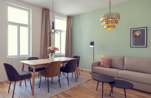 Alsergrund Apartment | Family-Friendly Stay at The 77 ERNA - Guest Rated 9.8/10