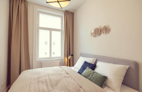Alsergrund Apartment | Experience The 77 MARIE: Guest Rated 9.8, Child Friendly