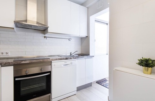 El Ejido Apartment | Convenient 7nd Corner: Central Apartment with Pet-Friendly Perks