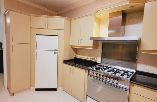 Aqaba Apartment | Retro Vibes at The 90s Nostalgia - Family-Friendly Stay