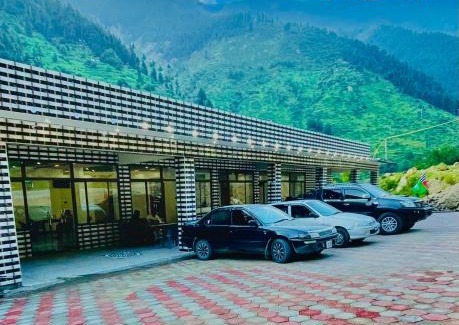 Khyber Pakhtunkhwa Hotel | Cozy Stays at The Abbott Crown Hotel Rajwal for Families