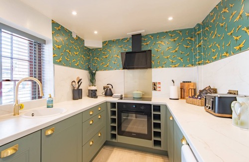 Sandwich Cottage | Discover The Abode in Sandwich, Kent with Family-Friendly Amenities