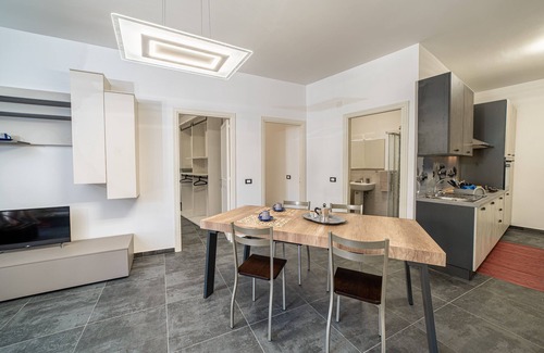 Addaura Apartment | Cozy Zodiac Retreat - Dimora del Toro Apartment for Families