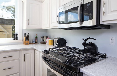Chester Basin House | The Acorn at The Oaks