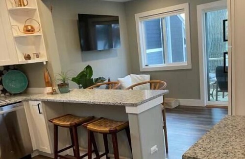 Village of Lakewood House | Guest Rated 10/10: The Acorn @ Oaks on The Fox Retreat