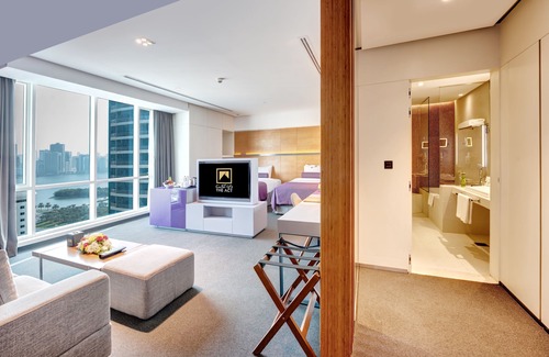 Al Majaz Hotel | Experience The Act Hotel Sharjah: 5-Star Comfort Awaits