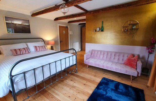 Wragby Hotel | Discover The Adam & Eve: Family-Friendly Retreat Awaits
