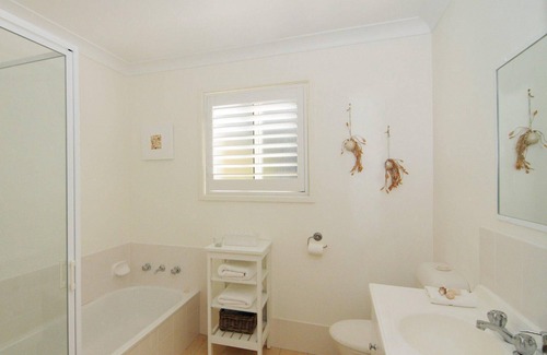 Vincentia House | Inviting The Address: Breathtaking Oceanfront Views Await