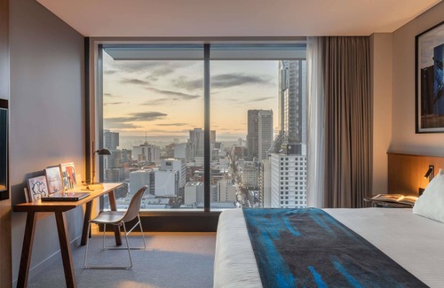 Perth Central Business District Hotel | Experience Art Series - The Adnate: A 4-Star Retreat