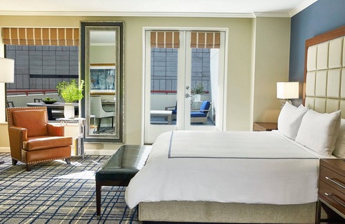 Downtown Dallas Hotel | Elegant The Adolphus: 5-Star Escape with Pool & Spa