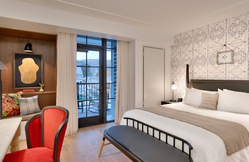 St. George Historic District Hotel | Discover The Advenire: Spa Retreat with Top Guest Ratings