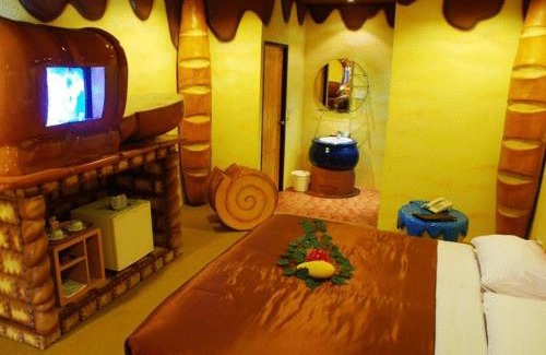 Nong Hoi Hotel | Budget-Friendly Stays at The Adventure Hotel with Breakfast