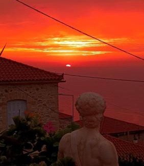 Enoria Apartment | Discover The Aegean Balcony: Family-Friendly Retreat with Breakfast