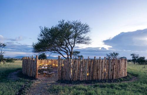 Manyoni Hotel | The African Kongoni Serengeti Camp