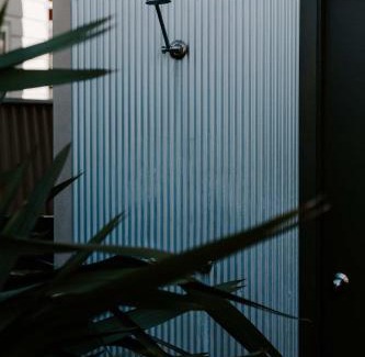 Currarong House | Pet-Friendly Retreat: The Agave - 4 Star, Guest Rated 10/10