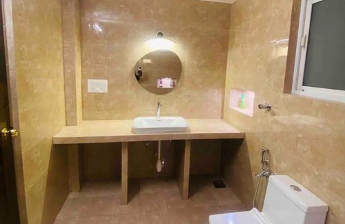 Sindhi Camp Hotel | Experience Comfort at The Air View Hotel with Family-Friendly Amenities