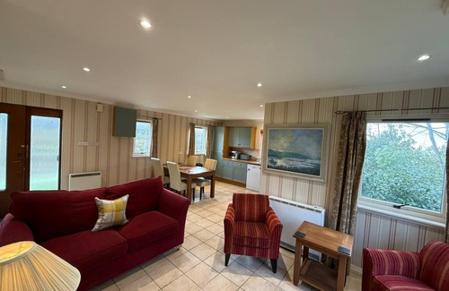 Port Appin Hotel | Experience The Airds Hotel & Restaurant with Ocean Views