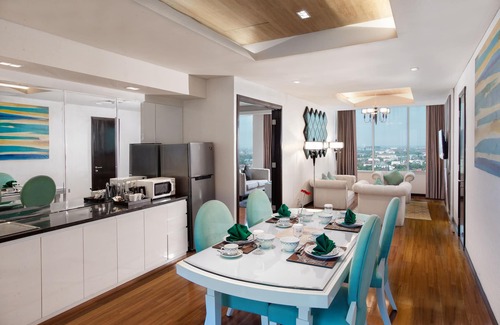 Colomadu Hotel | Discover The Alana Hotel & Convention Center - Solo by Aston