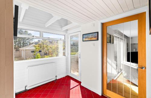 Carnoustie House | Experience The Albatross: Pet & Child Friendly Getaway
