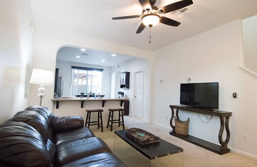 Harlan Ranch House | Cozy Alcove Place: Pet-Friendly & Child-Friendly Retreat