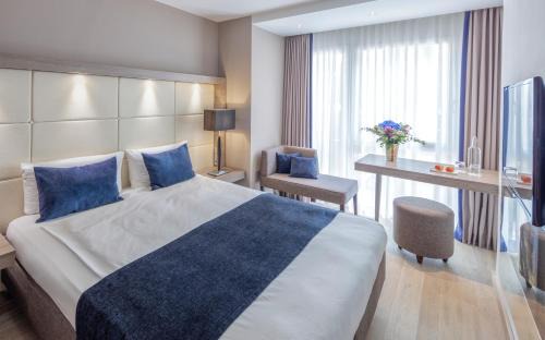 Freiburg im Breisgau Hotel | Experience The Alex Hotel: Child-Friendly with Breakfast Included